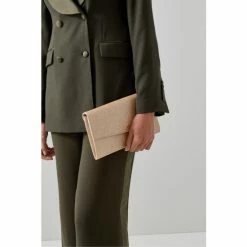 LK Bennett Layla Gold Glitter Envelope Clutch 6 LK Bennett Layla Gold Glitter Envelope Clutch -LK Bennett Shop unnamed file 1603