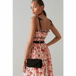 LK Bennett Suede Clutch Bag Green -LK Bennett Shop unnamed file 1618