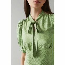 LK Bennett Marceau Green Heart Jacquard Silk Top -LK Bennett Shop unnamed file 2322