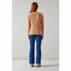 LK Bennett Natural Celest Cashmere V-Neck Jumper -LK Bennett Shop unnamed file 2690