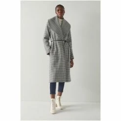 LK Bennett Manon Blue Houndstooth Wool Blend Coat 9 LK Bennett Manon Blue Houndstooth Wool Blend Coat -LK Bennett Shop unnamed file 3013