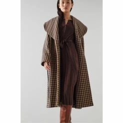 LK Bennett Cream Manon Dogtooth Coat