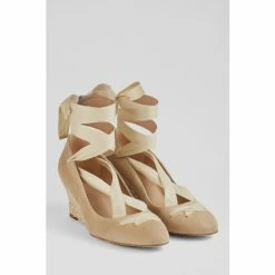 LK Bennett Shop -LK Bennett Shop unnamed file 312