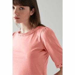 LK Bennett Lilly Jersey Broderie Anglaise Trim T-Shirt White -LK Bennett Shop unnamed file 3151